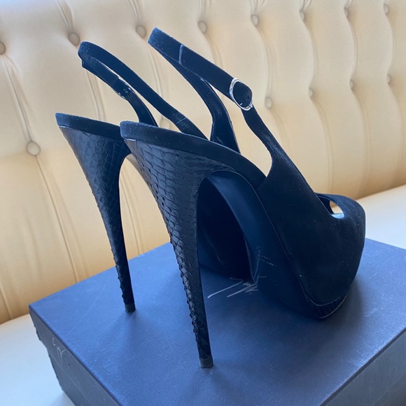 Giuseppe Zanotti black suede shoes (worn once) - Picture 3 of 6
